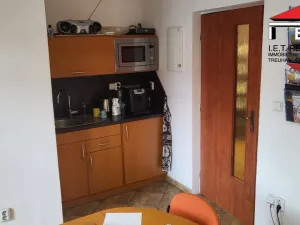 Pronájem obchodního prostoru, Ostrava, Sokolská třída, 100 m2