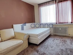 Pronájem bytu 3+1, Praha, Matúškova, 75 m2