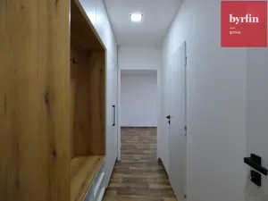 Pronájem bytu 2+kk, Opava, Těšínská, 36 m2
