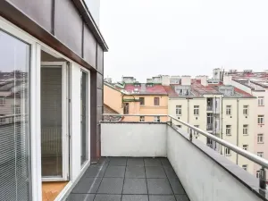 Pronájem bytu 2+kk, Praha - Vršovice, Bulharská, 72 m2