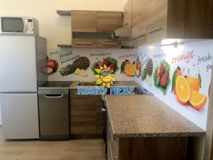 Pronájem bytu 1+kk, Praha - Vršovice, Novgorodská, 30 m2