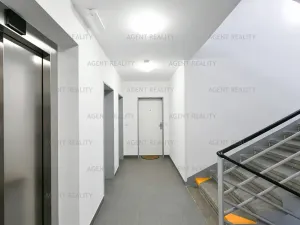 Pronájem bytu 2+kk, Praha - Holešovice, V závětří, 44 m2