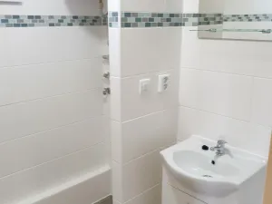 Pronájem bytu 1+kk, Otrokovice - Kvítkovice, tř. Osvobození, 20 m2