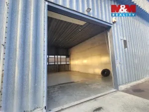 Pronájem skladu, Veleň, K Cihelně, 1100 m2