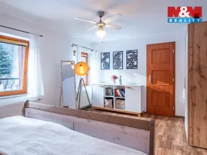 Prodej rodinného domu, Chroboly, 135 m2