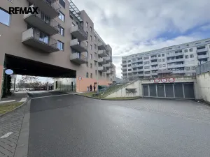 Pronájem garážového stání, Olomouc, Camilla Sitteho, 17 m2