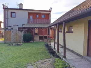 Pronájem rodinného domu, Hluk, Květnová, 350 m2