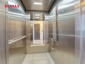 Pronájem bytu 1+kk, Plzeň, Františka Kováříka, 32 m2