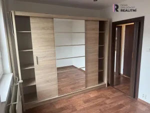 Pronájem bytu 2+kk, Tábor, nám. Přátelství, 40 m2