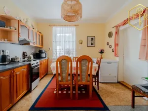 Prodej rodinného domu, Petrovice, 246 m2