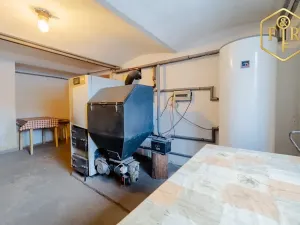 Prodej rodinného domu, Petrovice, 246 m2