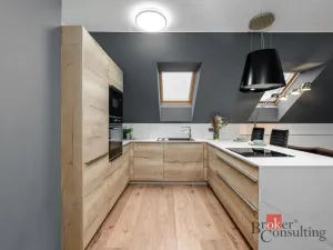 Prodej bytu 4+kk, Plzeň - Lobzy, Lobezská, 120 m2