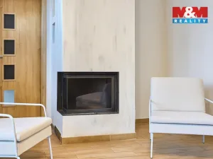 Prodej rodinného domu, Všestary - Menčice, Hlavní, 74 m2