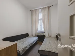 Prodej bytu 3+1, Hostinné, Dolní brána, 67 m2