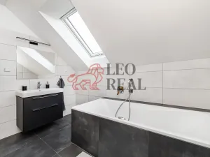 Prodej rodinného domu, Jesenice - Osnice, Hledíková, 164 m2