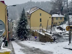 Pronájem bytu 1+1, Karlovy Vary, Kolmá, 52 m2