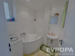 Pronájem bytu 2+1, Plzeň, Plzenecká, 55 m2