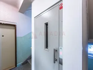 Prodej bytu 3+1, Praha - Strašnice, Na hroudě, 74 m2