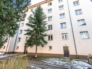Prodej bytu 3+1, Praha - Strašnice, Na hroudě, 74 m2