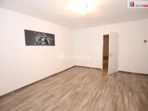 Pronájem bytu 2+1, Cheb, Vrchlického, 68 m2