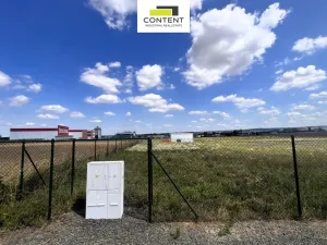 Pronájem komerčního pozemku, Nupaky, 17000 m2