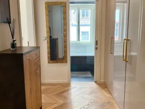 Pronájem bytu 2+kk, Praha - Vinohrady, U Zvonařky, 65 m2