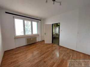 Prodej bytu 2+1, Krnov - Pod Cvilínem, SPC S, 55 m2