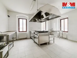 Prodej restaurace, Stráž nad Ohří - Boč, 500 m2