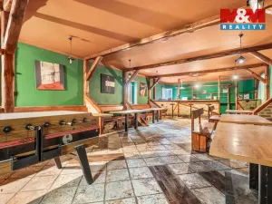 Prodej obchodního prostoru, Krnsko, 700 m2