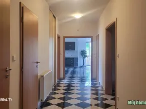 Prodej rodinného domu, Praha - Ruzyně, Pod Karlovarskou silnicí, 260 m2