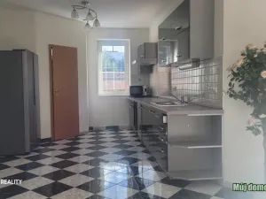 Prodej rodinného domu, Praha - Ruzyně, Pod Karlovarskou silnicí, 260 m2