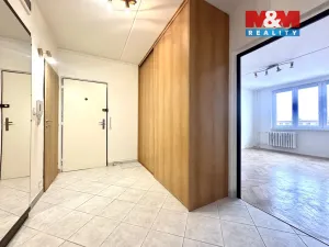 Pronájem bytu 3+1, Klášterec nad Ohří - Miřetice u Klášterce nad Ohří, 17. listopadu, 76 m2