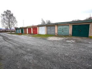 Pronájem garáže, Beroun, 19 m2