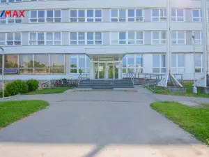 Pronájem kanceláře, Pardubice - Zelené Předměstí, Masarykovo náměstí, 416 m2