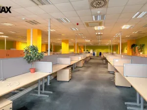 Pronájem kanceláře, Pardubice - Zelené Předměstí, Masarykovo náměstí, 416 m2