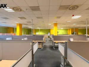 Pronájem kanceláře, Pardubice - Zelené Předměstí, Masarykovo náměstí, 416 m2