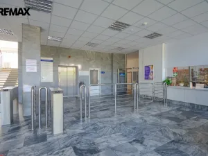 Pronájem kanceláře, Pardubice - Zelené Předměstí, Masarykovo náměstí, 416 m2
