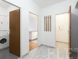 Prodej bytu 2+kk, Praha - Letňany, Bechlínská, 53 m2