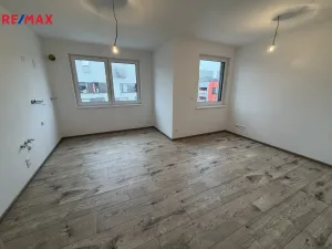 Pronájem bytu 1+kk, Havlíčkův Brod, Stromovka, 29 m2