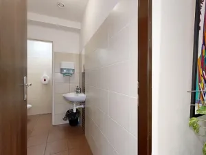 Prodej obchodního prostoru, Chrudim, Resselovo náměstí, 121 m2