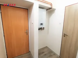 Pronájem bytu 1+kk, Klatovy, Rybníčky, 40 m2