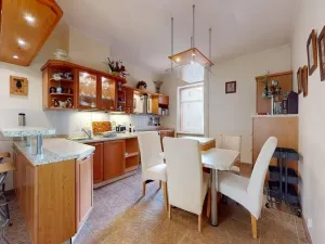 Prodej bytu 3+1, Karlovy Vary, Foersterova, 97 m2