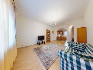 Prodej bytu 3+1, Karlovy Vary, Foersterova, 97 m2