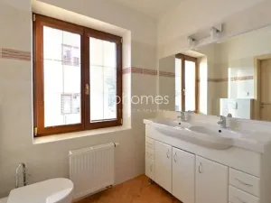 Pronájem vily, Praha - Nebušice, K vinicím, 300 m2