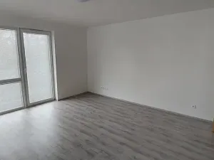 Pronájem bytu 1+kk, České Budějovice, Pekárenská, 30 m2