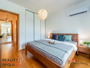 Pronájem bytu 3+kk, Praha - Karlín, Za Karlínským přístavem, 89 m2