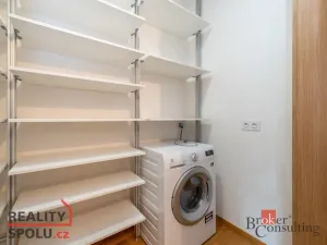 Pronájem bytu 3+kk, Praha - Karlín, Za Karlínským přístavem, 89 m2