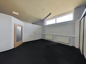 Pronájem obchodního prostoru, Jihlava, Dělnická, 200 m2