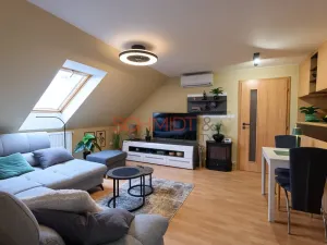 Prodej rodinného domu, Hustopeče, Šafaříkova, 190 m2