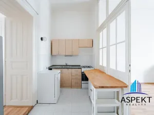 Pronájem bytu 2+1, Praha - Vinohrady, Belgická, 52 m2